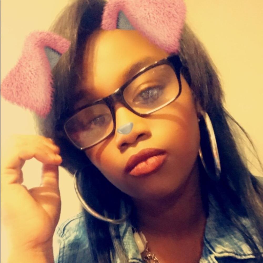 Meet your Posher, Erica